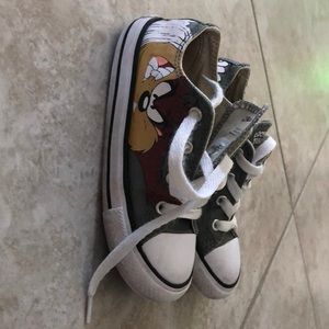 Looney tunes Tasmanian devil converse